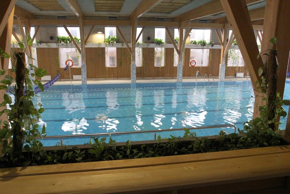 Hollywood Hotel 4*